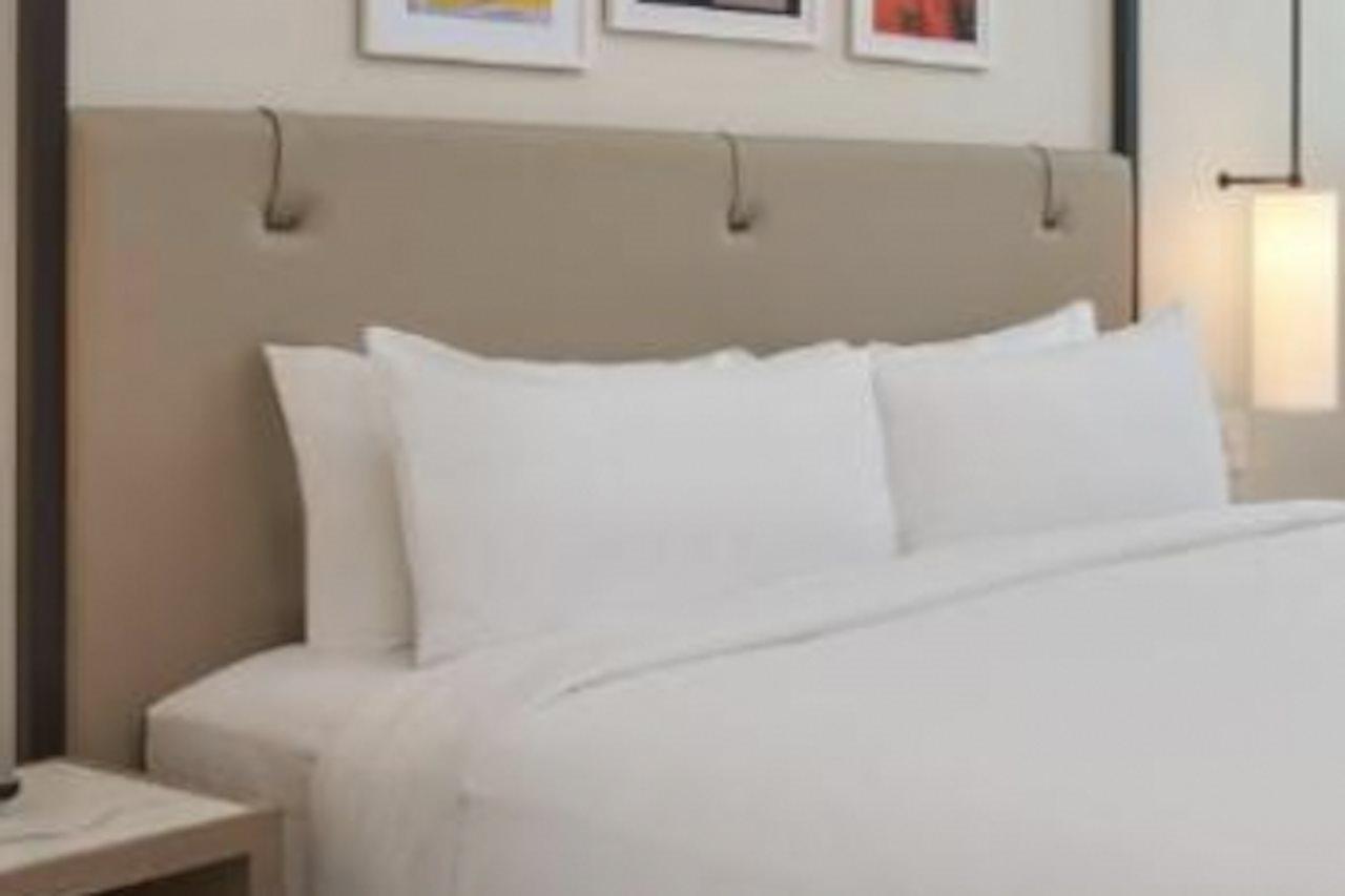 Serena Hotel Aventura Miami, Tapestry Collection By Hilton Екстериор снимка