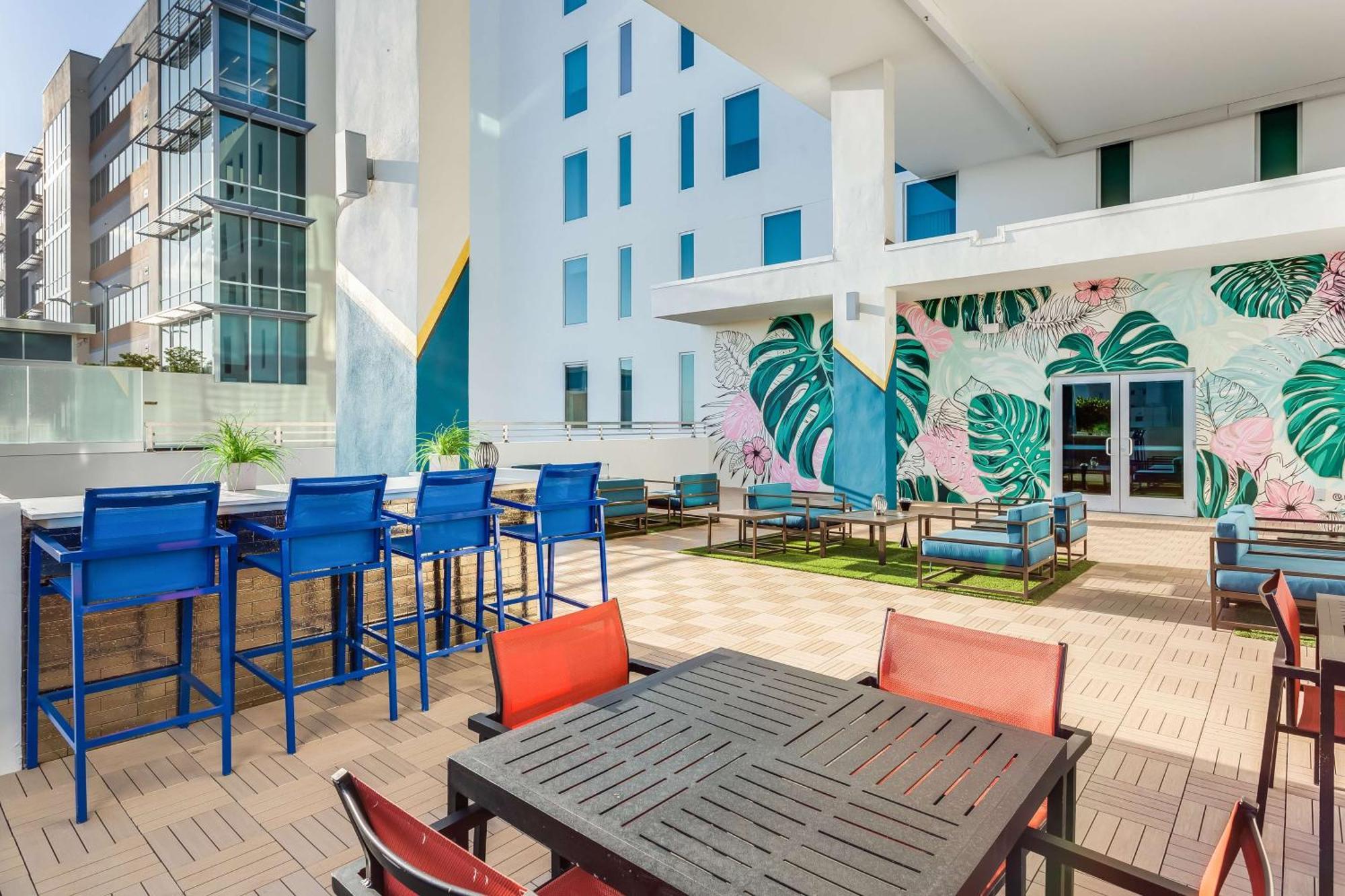 Serena Hotel Aventura Miami, Tapestry Collection By Hilton Екстериор снимка
