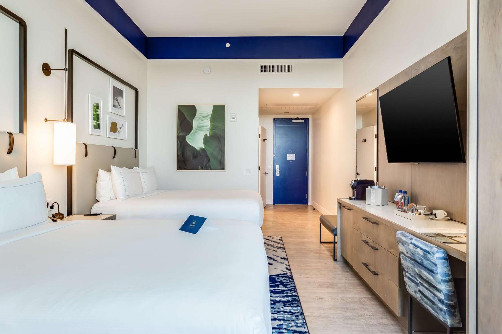 Serena Hotel Aventura Miami, Tapestry Collection By Hilton Екстериор снимка