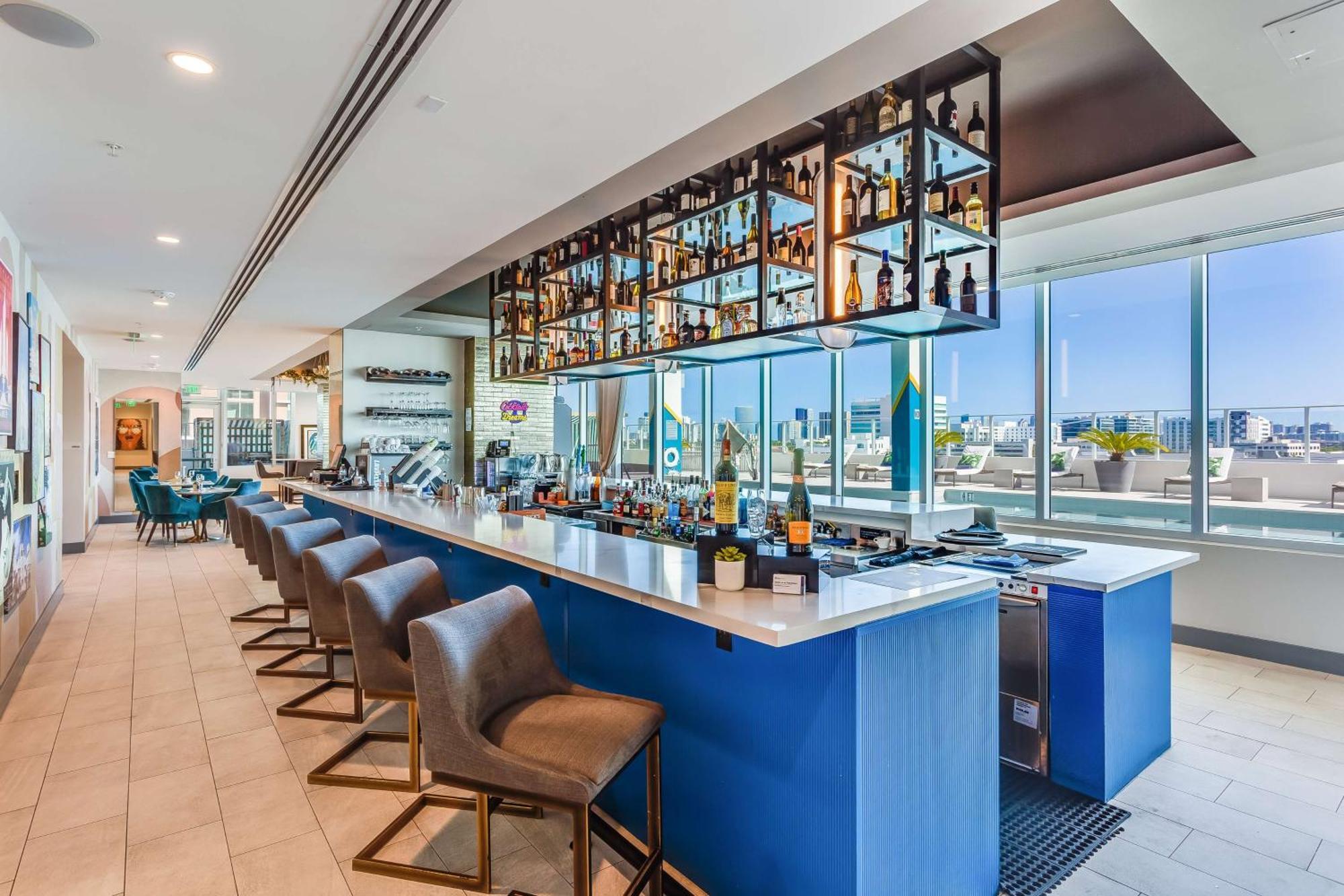 Serena Hotel Aventura Miami, Tapestry Collection By Hilton Екстериор снимка